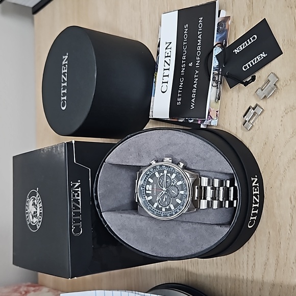 Citizen Nighthawk CA4370-52E - Picture 1 of 3
